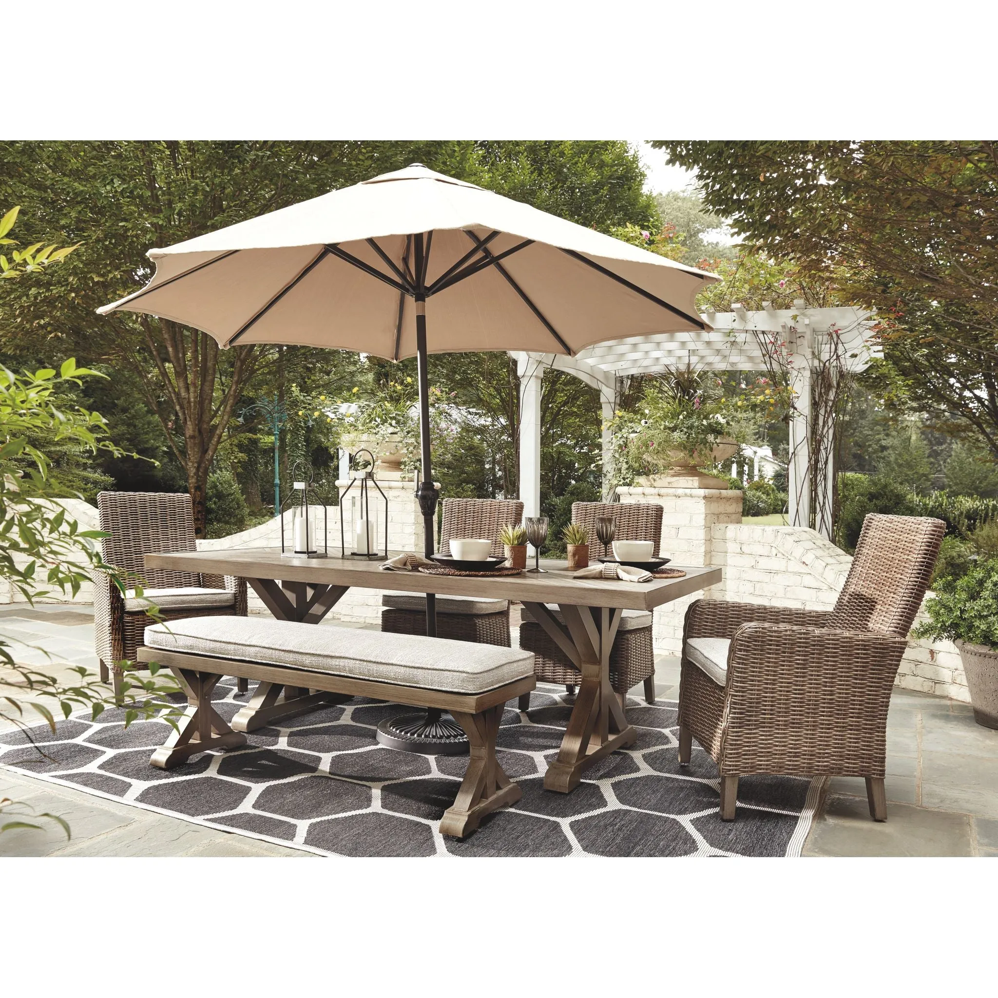 Beachcroft 5 Piece Outdoor Dining Set