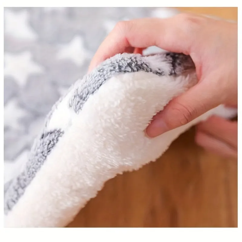Cozy Pet Mats Plush Indoor Blankets for Warmth