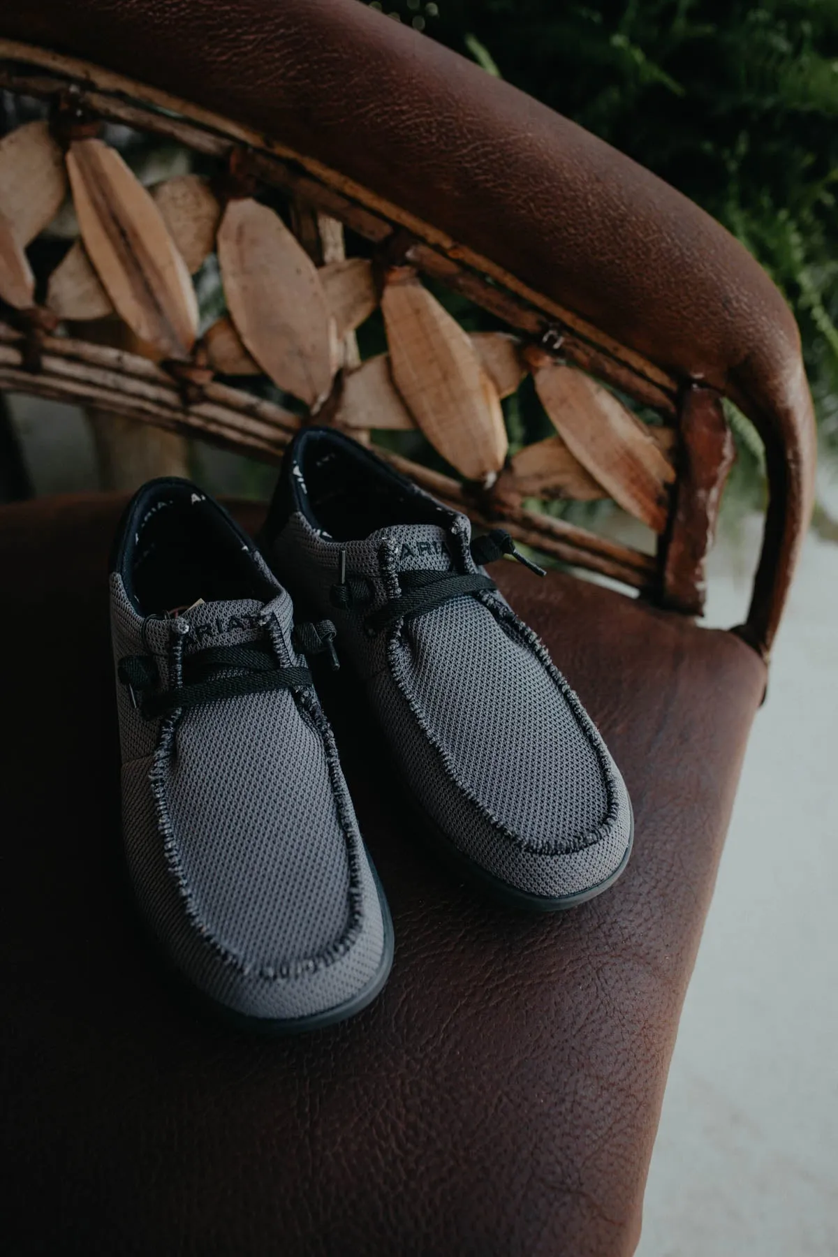 'Heathered Smoke' Men's Ariat Hilo (Sizes 8-12; D & EE Widths)