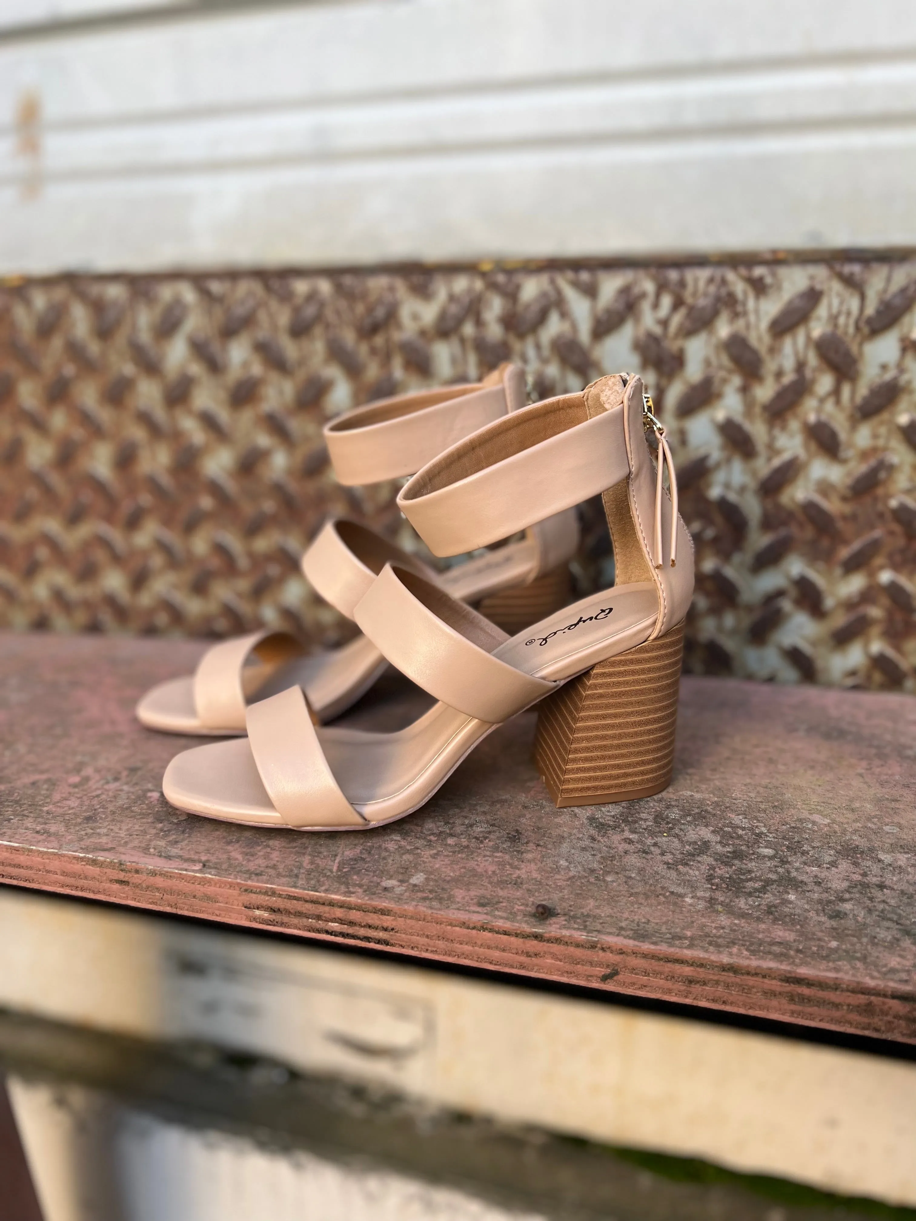 *Outlet* Blakelyn Heels (Nude)