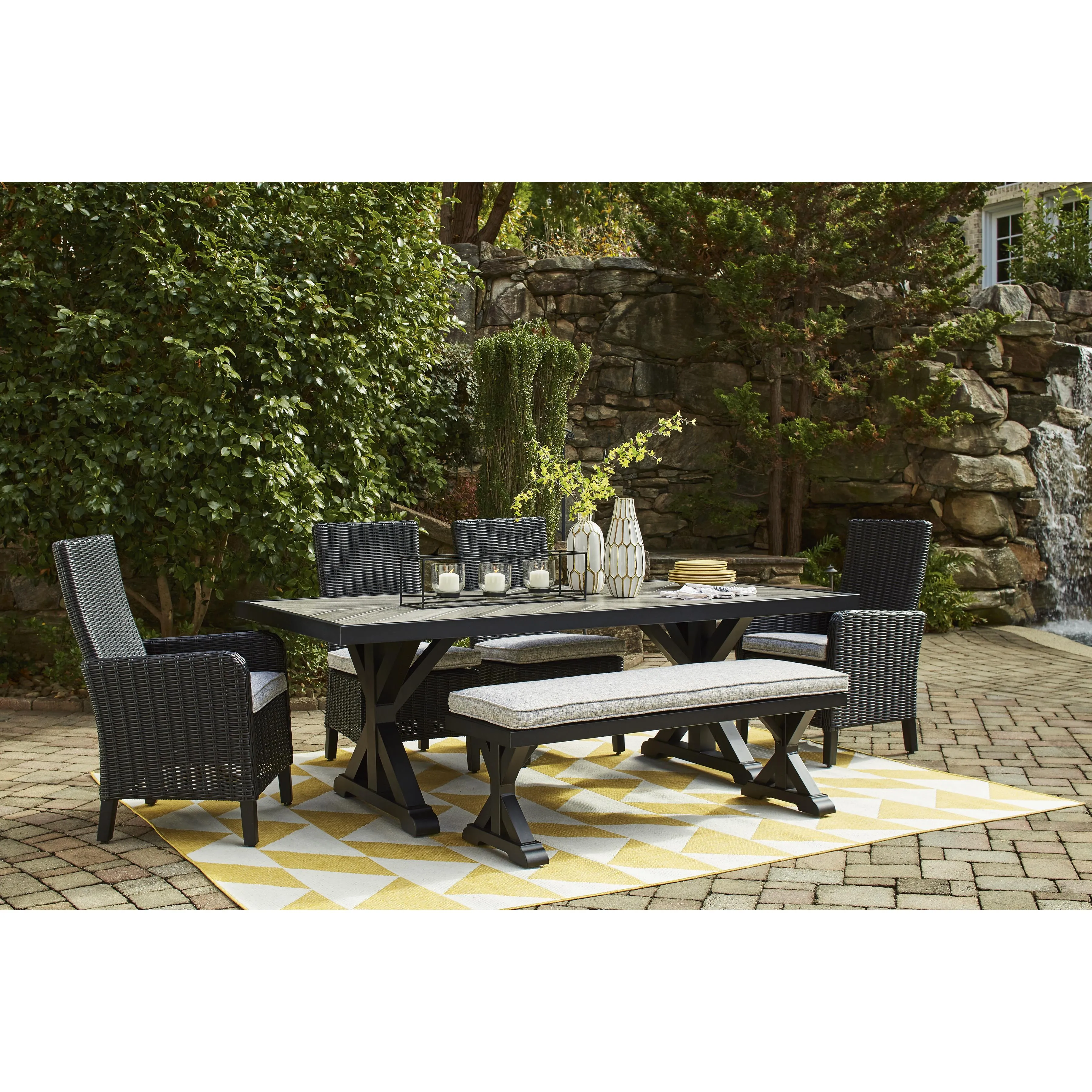 Signature Design by Ashley Beachcroft P792-600 Bench with Cushion