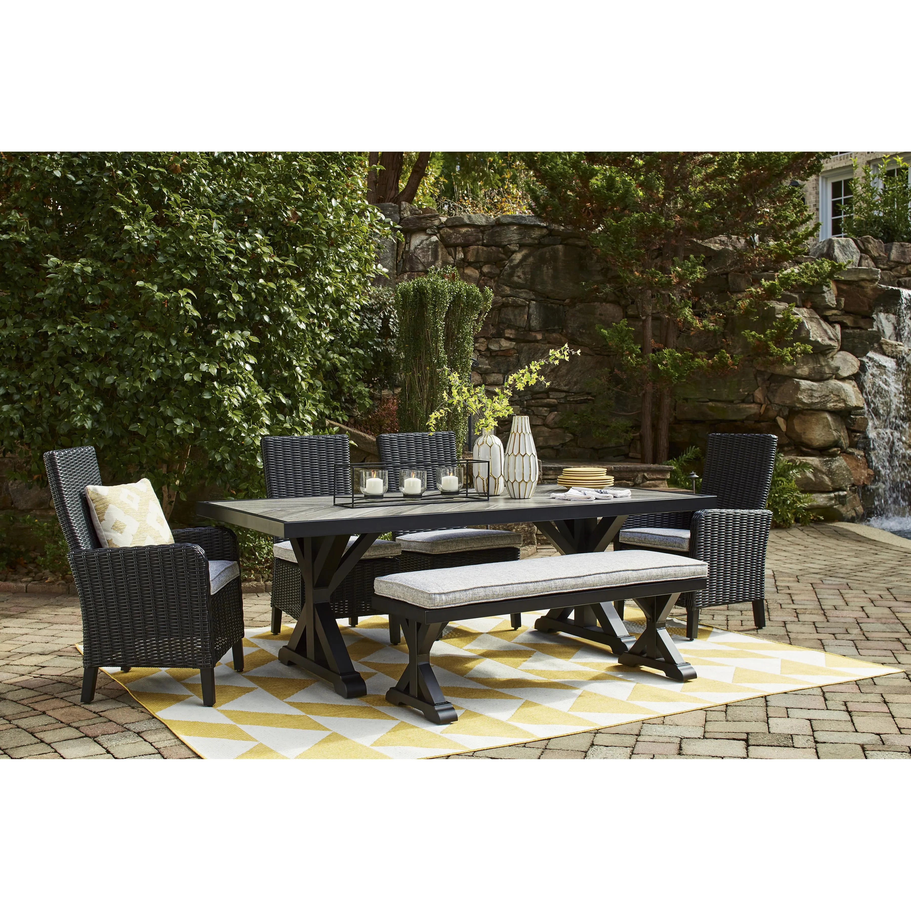 Signature Design by Ashley Beachcroft P792-600 Bench with Cushion
